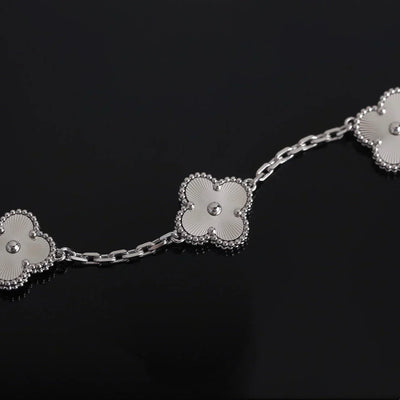 CLOVER in Silver