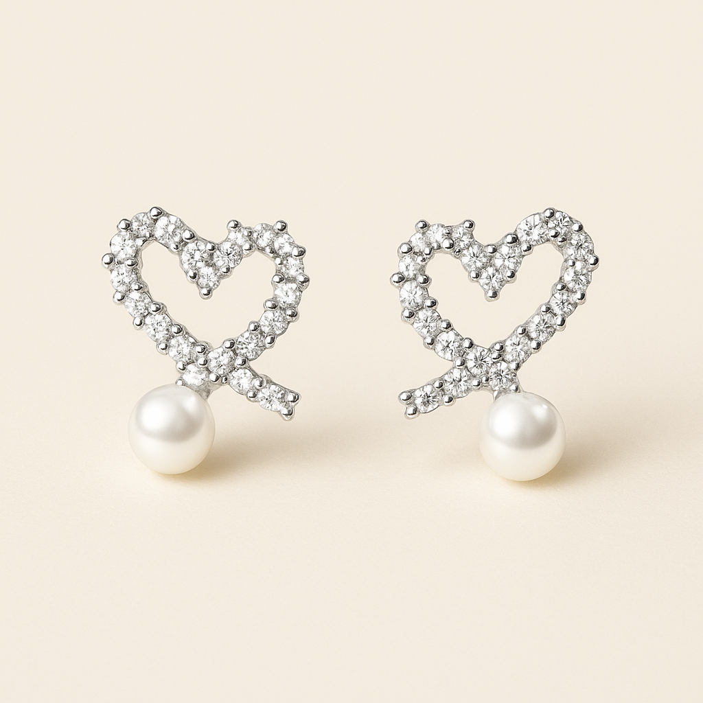 PAREL Zircon Heart Stud Earrings