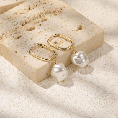 DENISE Elegant Pearl Earrings