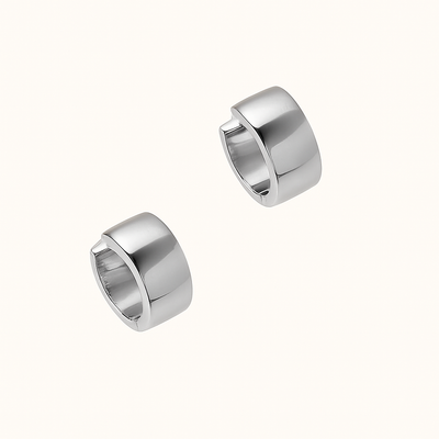 LIVIA Mini Gold Hoop Earrings