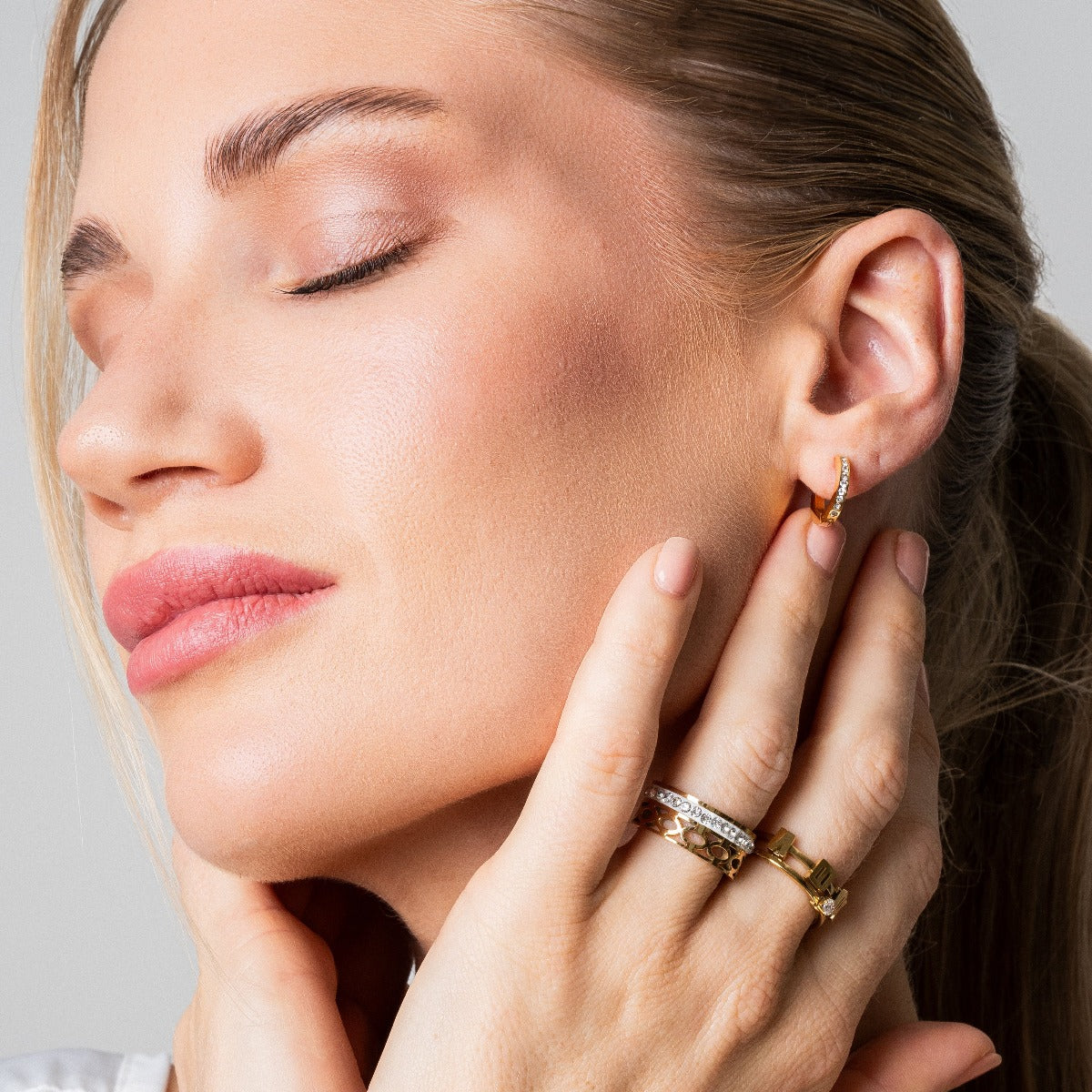 ARIELLE Gold Zirconia Hoop Earrings