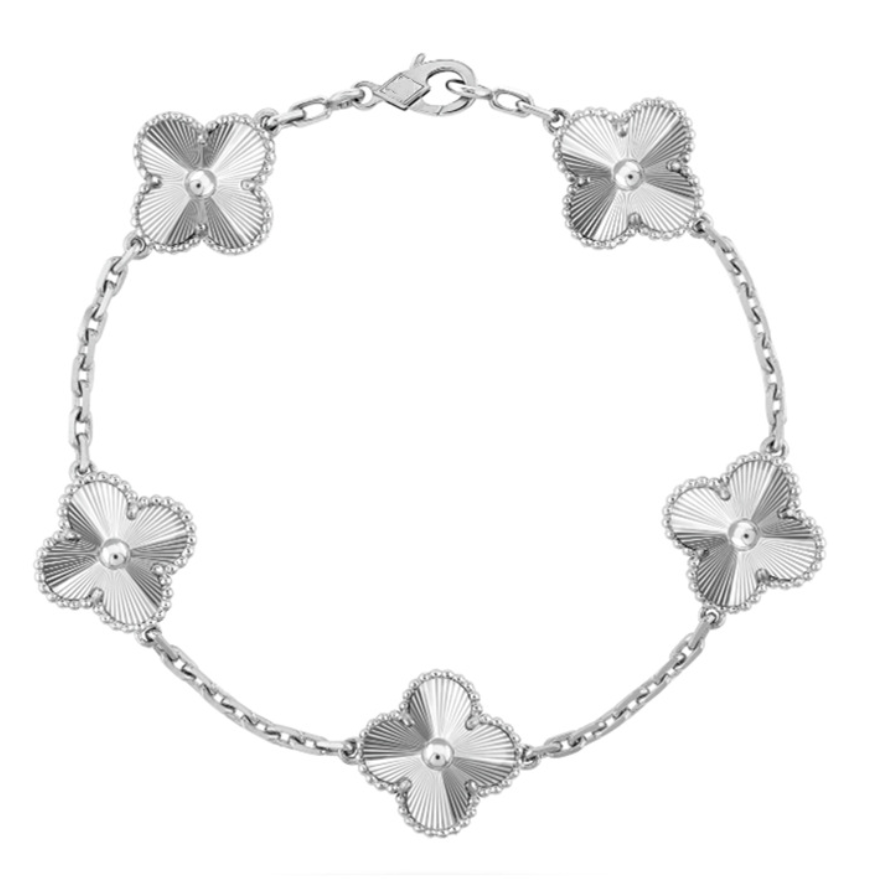 CLOVER in Silver