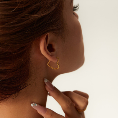 MIJNTJE Heart-Shaped Earrings