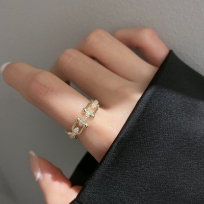 Adjustable CHLOE Ring